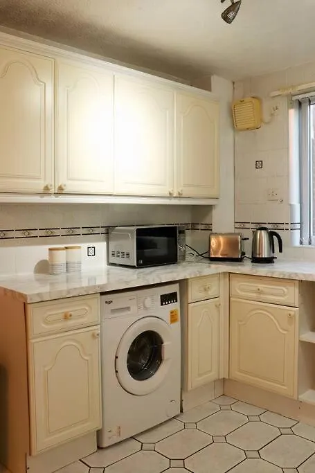 Apartamento Lovely Staycation With Family Free Parking & Wifi Leeds