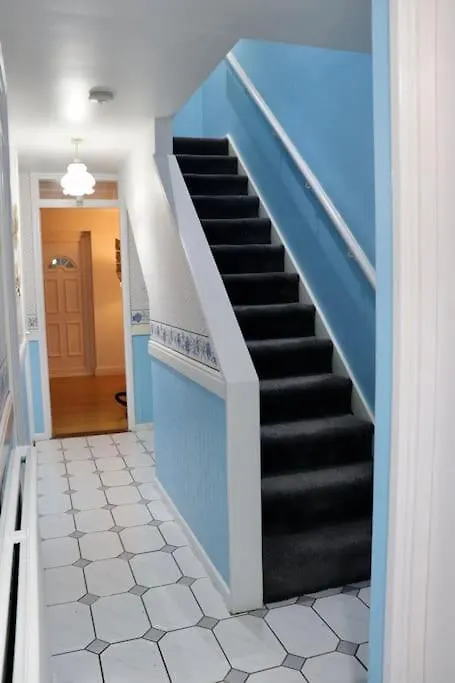 Apartamento Lovely Staycation With Family Free Parking & Wifi Leeds