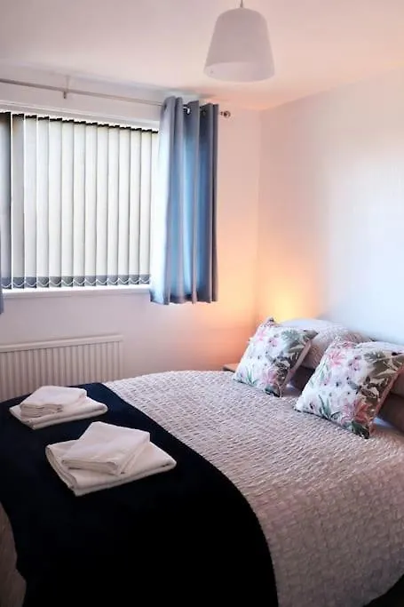 Lovely Staycation With Family Free Parking & Wifi Leeds  Apartamento Leeds (West Yorkshire)